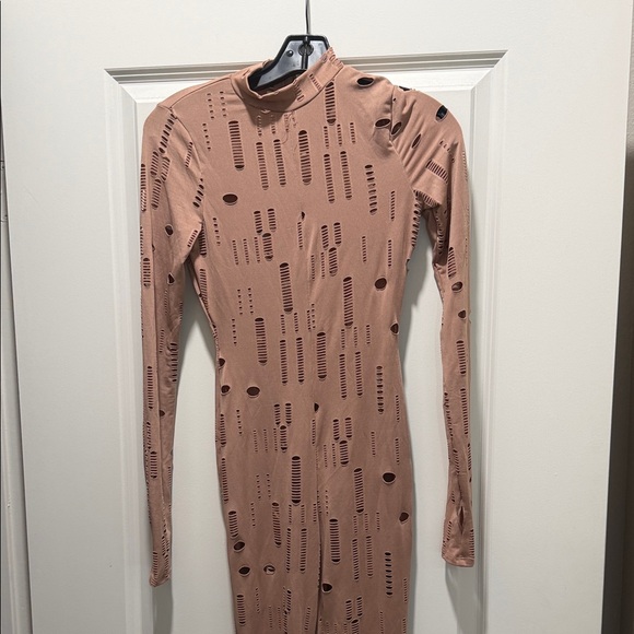 Fashion Nova Pants - Fashion Nova cutting it up bodysuit